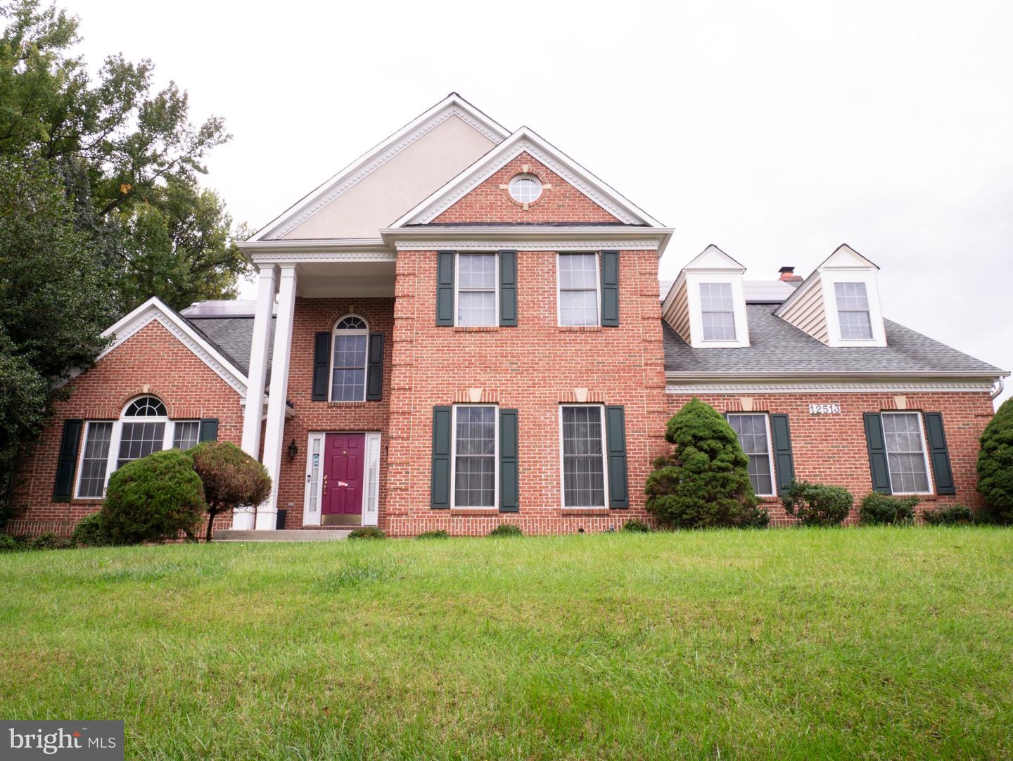 12513 Woodbridge Ct — photo