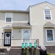 5834 N Holly Springs Dr #2 — photo
