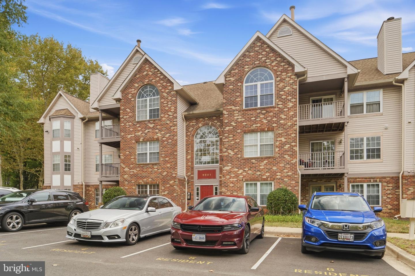 9601 Lake Pointe Ct #304 — photo