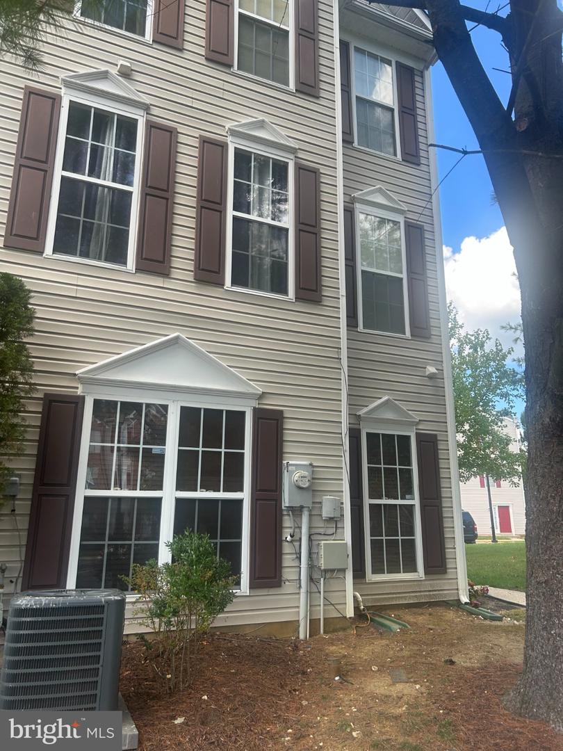 3810 Eldbridge Ter — photo
