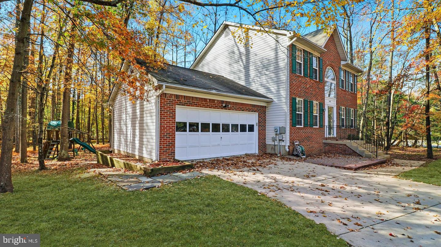 14101 Kathleen Ln — photo