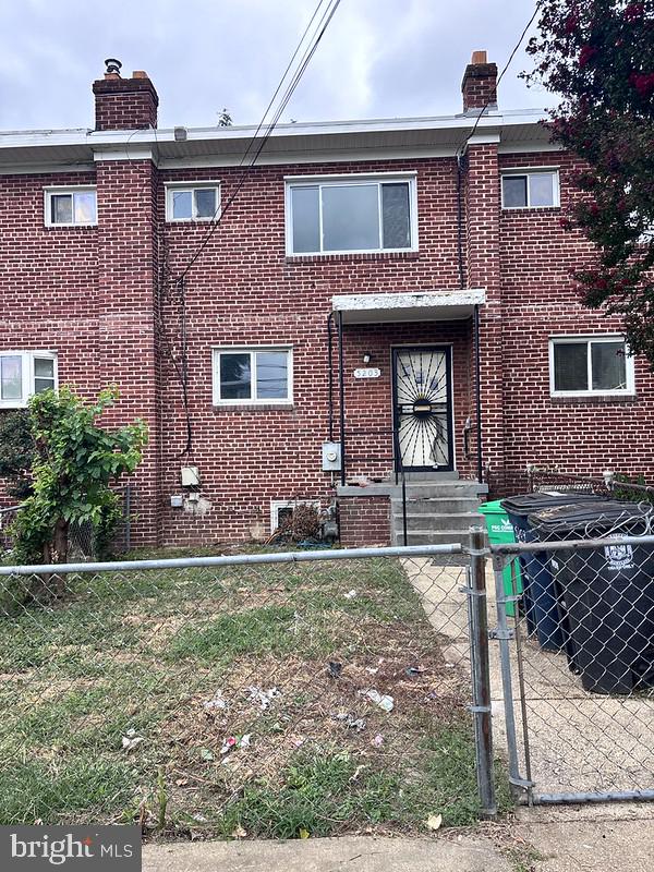 5203 Deal Dr — photo