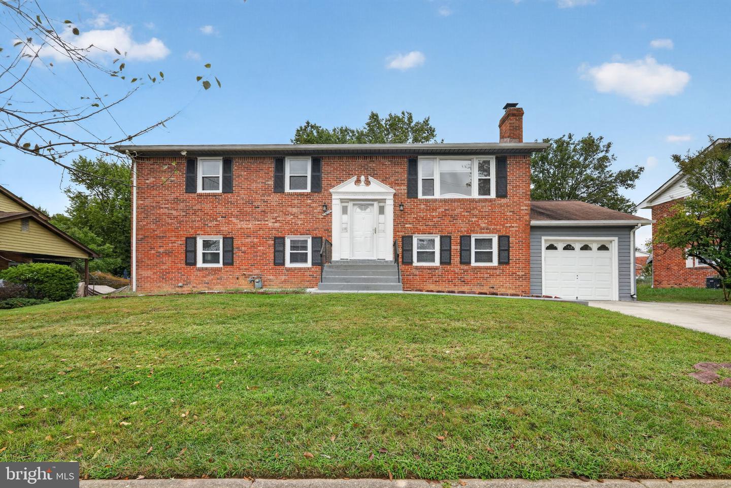 7809 Gambier Dr — photo