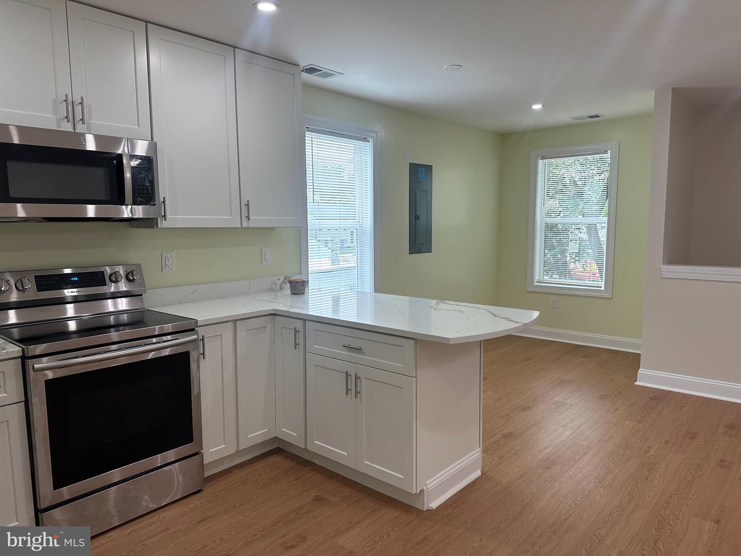6314 Foote St #B — photo