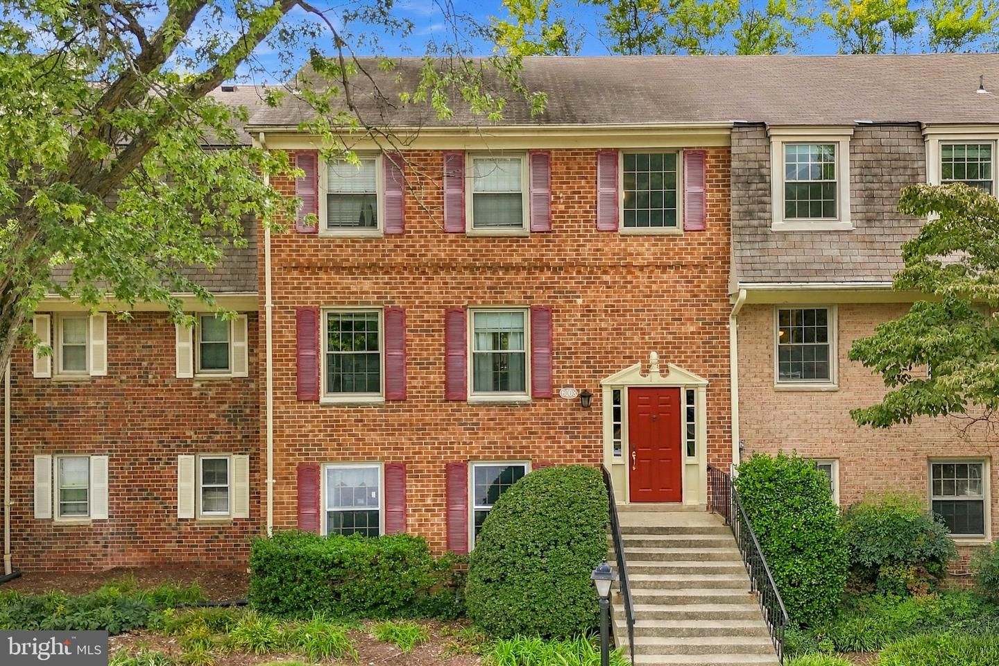 6008 Westchester Park Dr #302 — photo