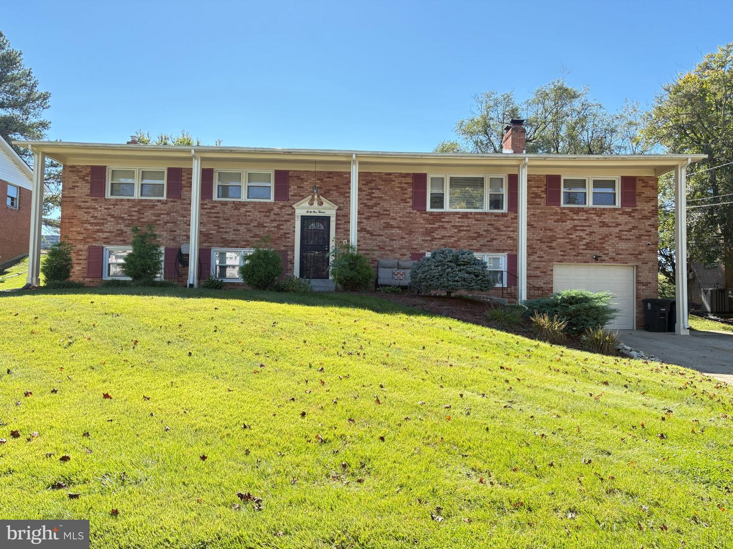 6112 Rayburn Dr — photo