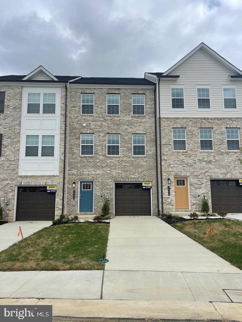 7518 Daybreak Dr — photo