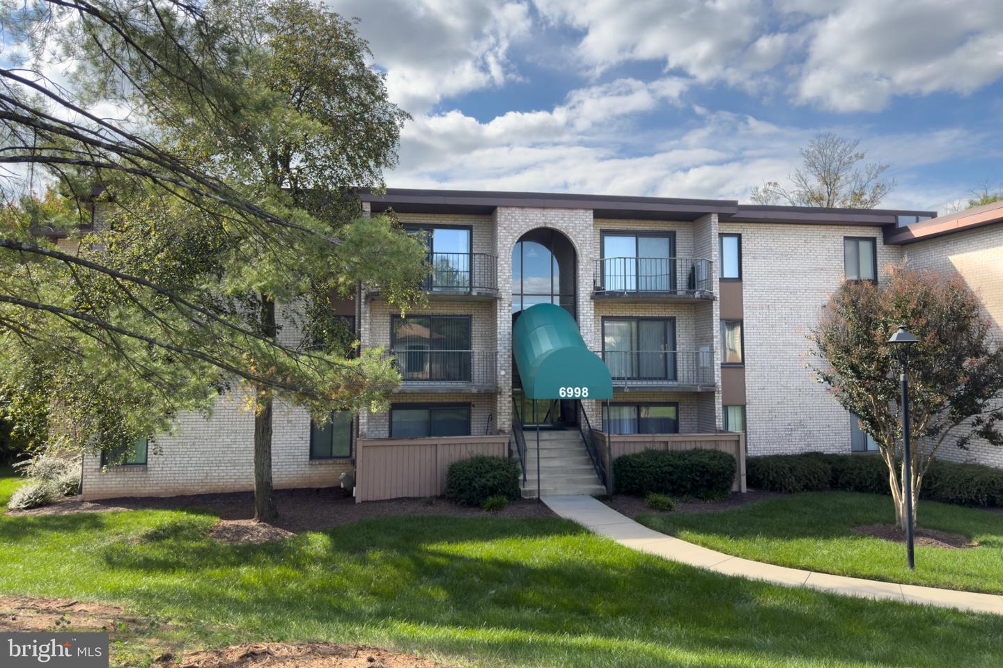6998 Hanover Pkwy #203 — photo