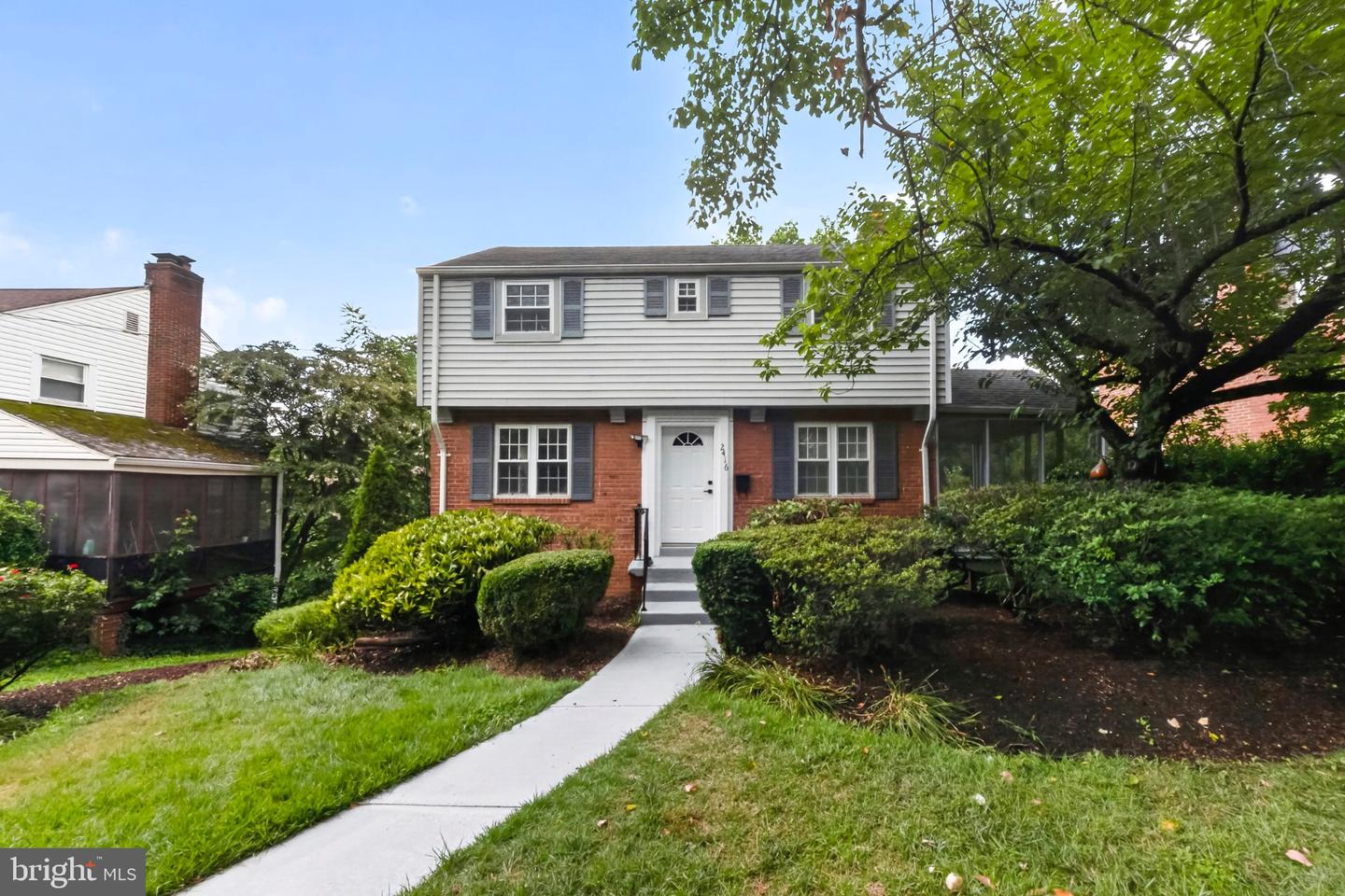 2416 Lake Ave — photo