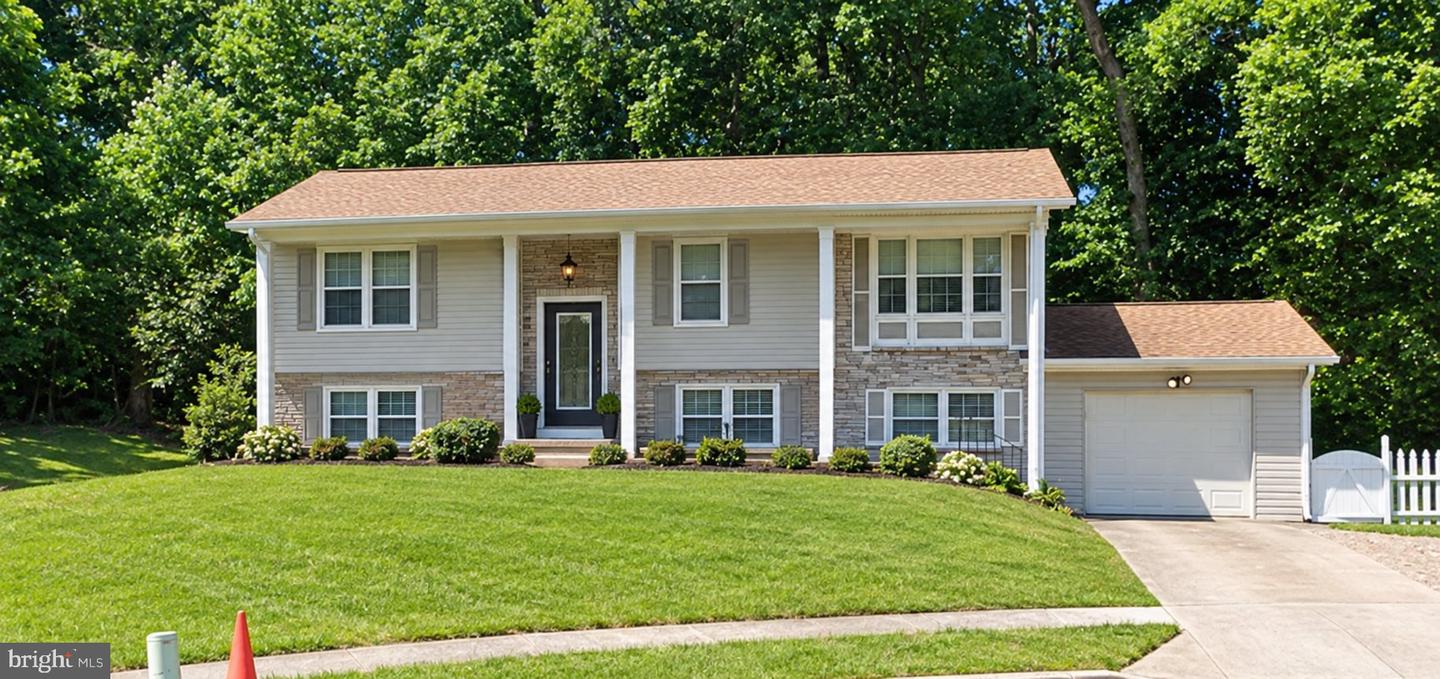 6001 Armor Dr — photo