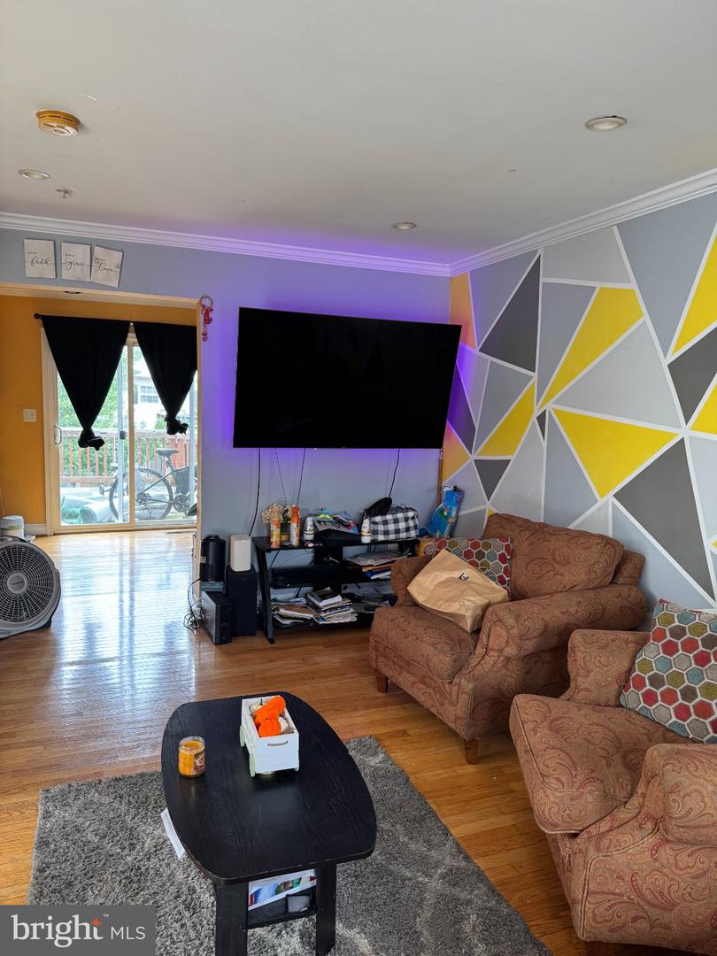 3510 Community Dr — photo