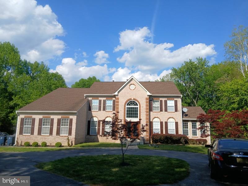 304 Tamerack Ct — photo