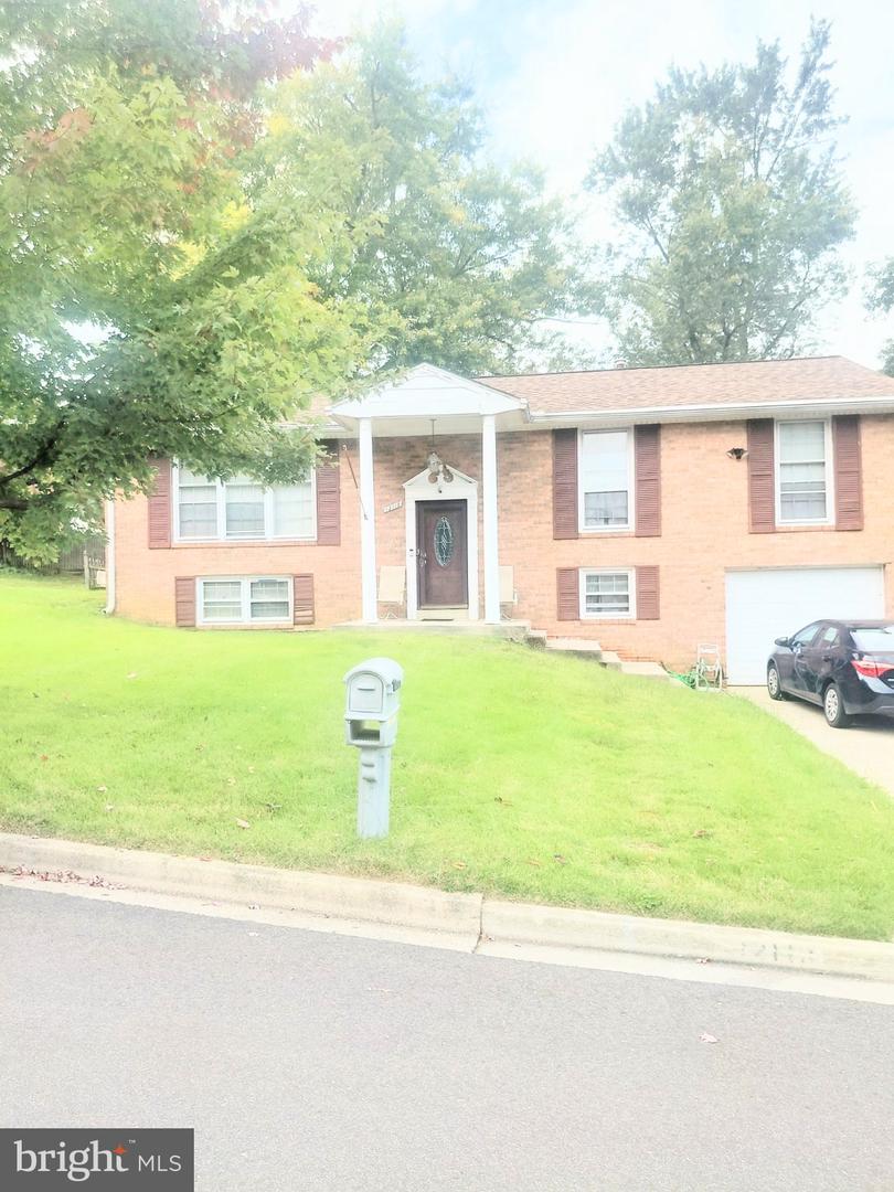 12118 Old Colony Dr — photo