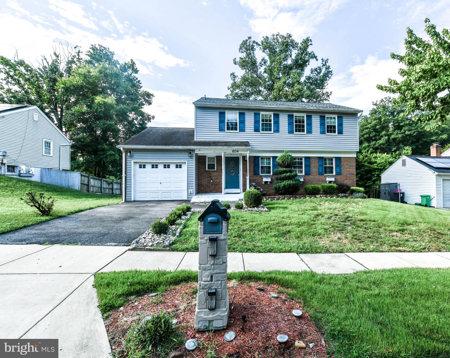 604 Bonnie Meadow Ln — photo