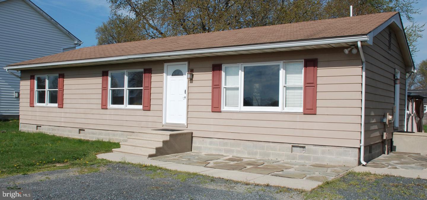 920 Cloverfields Dr — photo