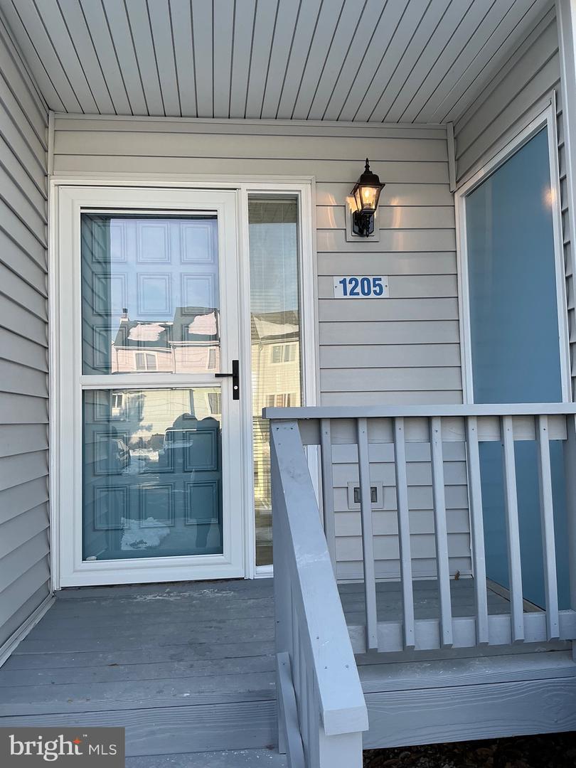 1205 Marion Quimby Dr — photo