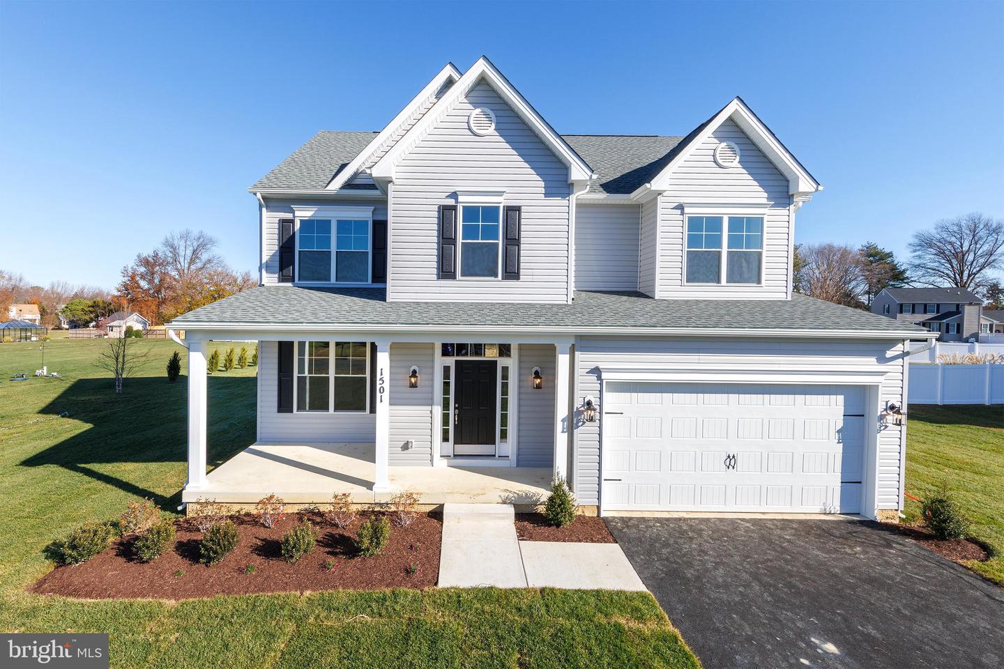 323 Chenowith Dr — photo