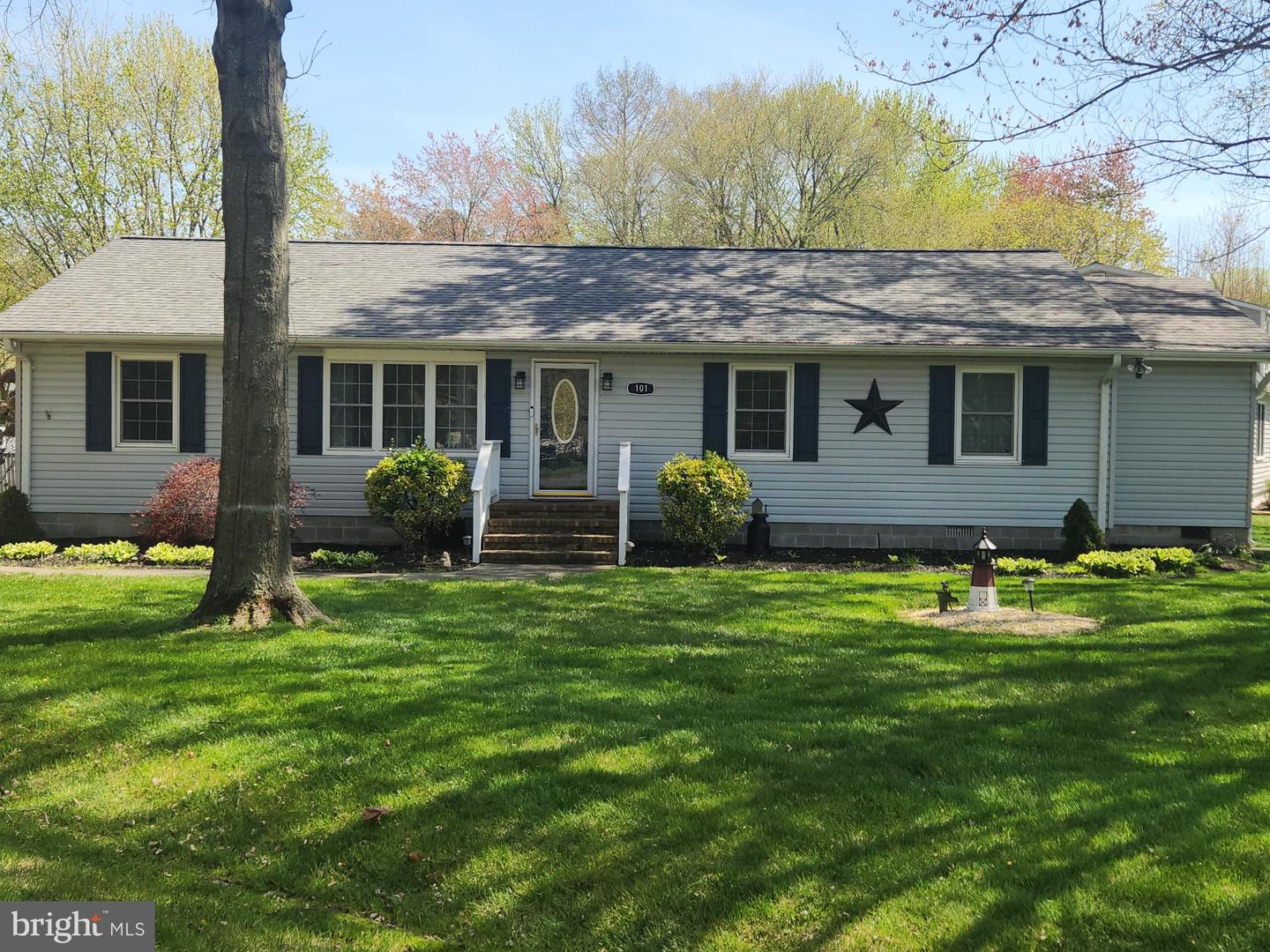 101 Chestnut Rd — photo