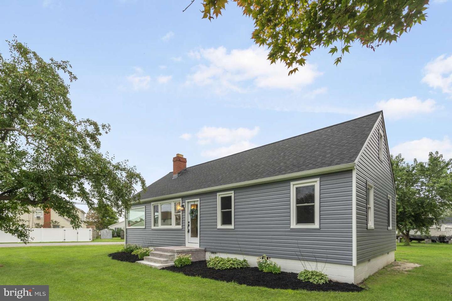 801 Chester River Dr — photo