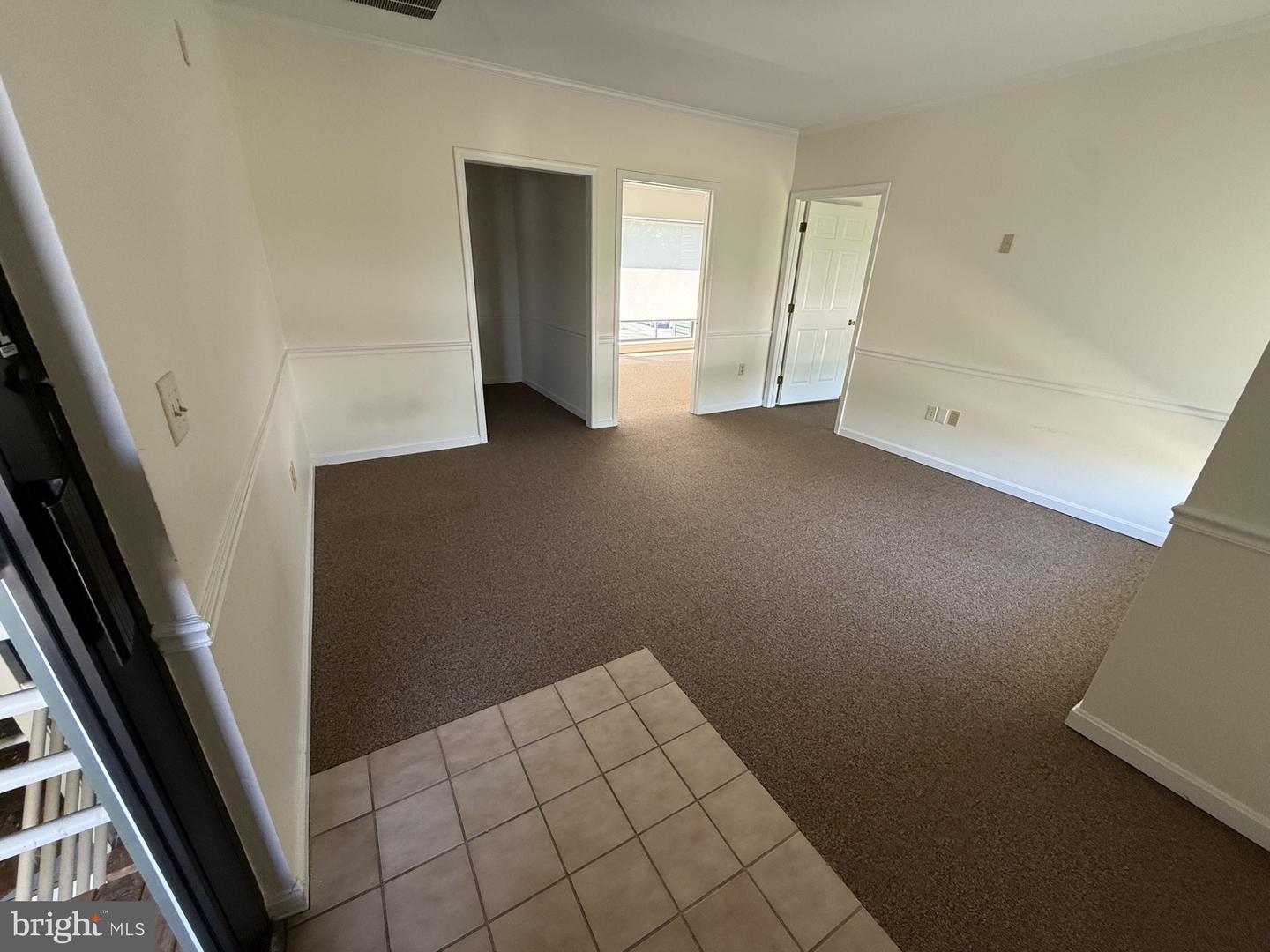 1712 Main St #Suite 200 — photo