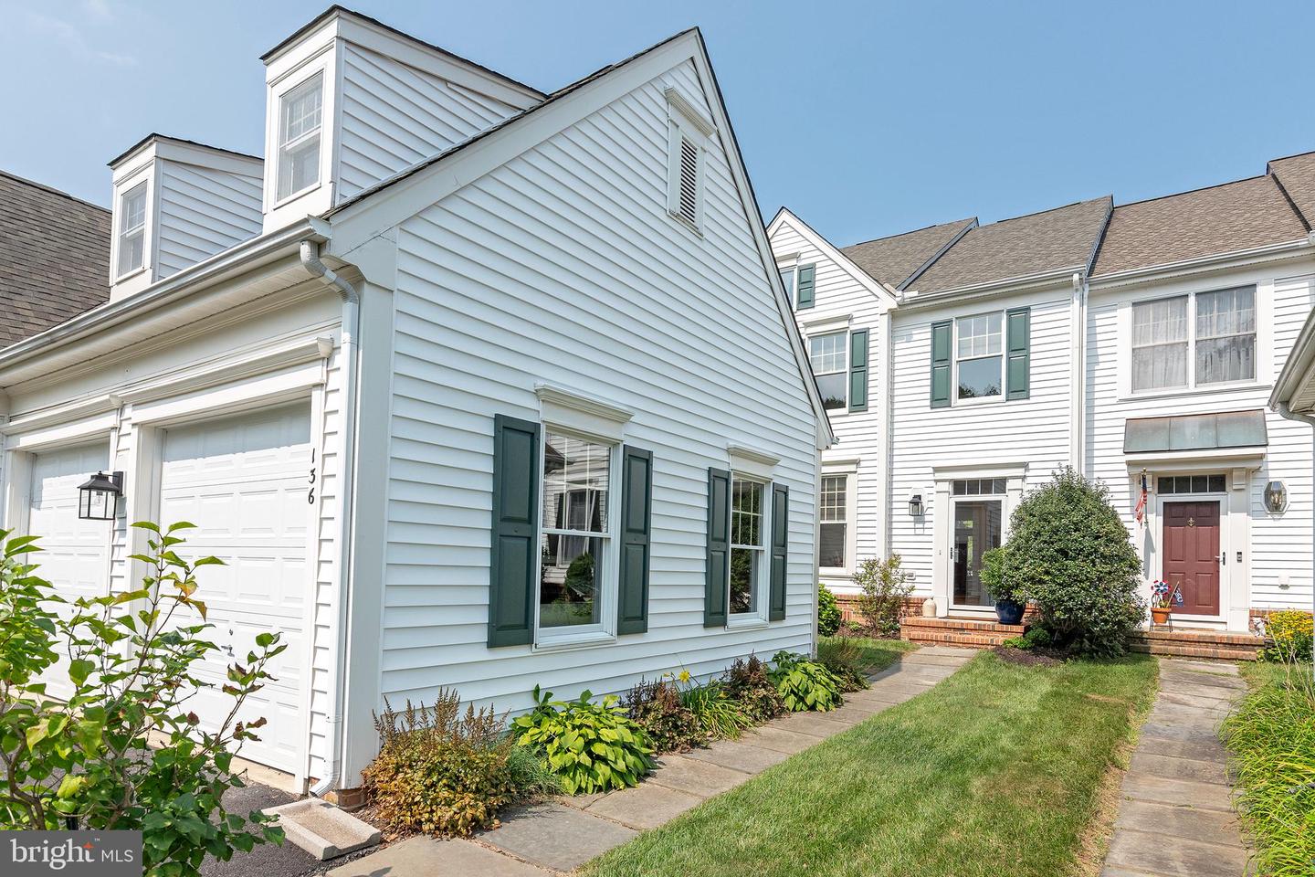 136 Long Dr — photo