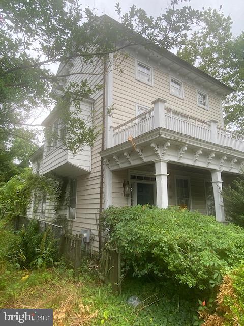 107 2nd St — photo