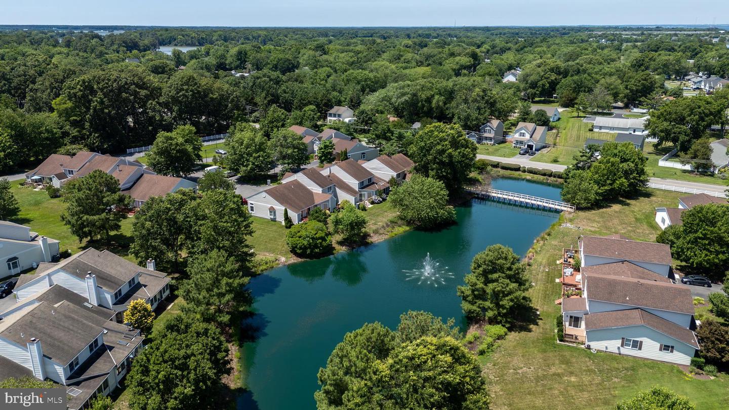 6010 Bridgepointe Dr — photo