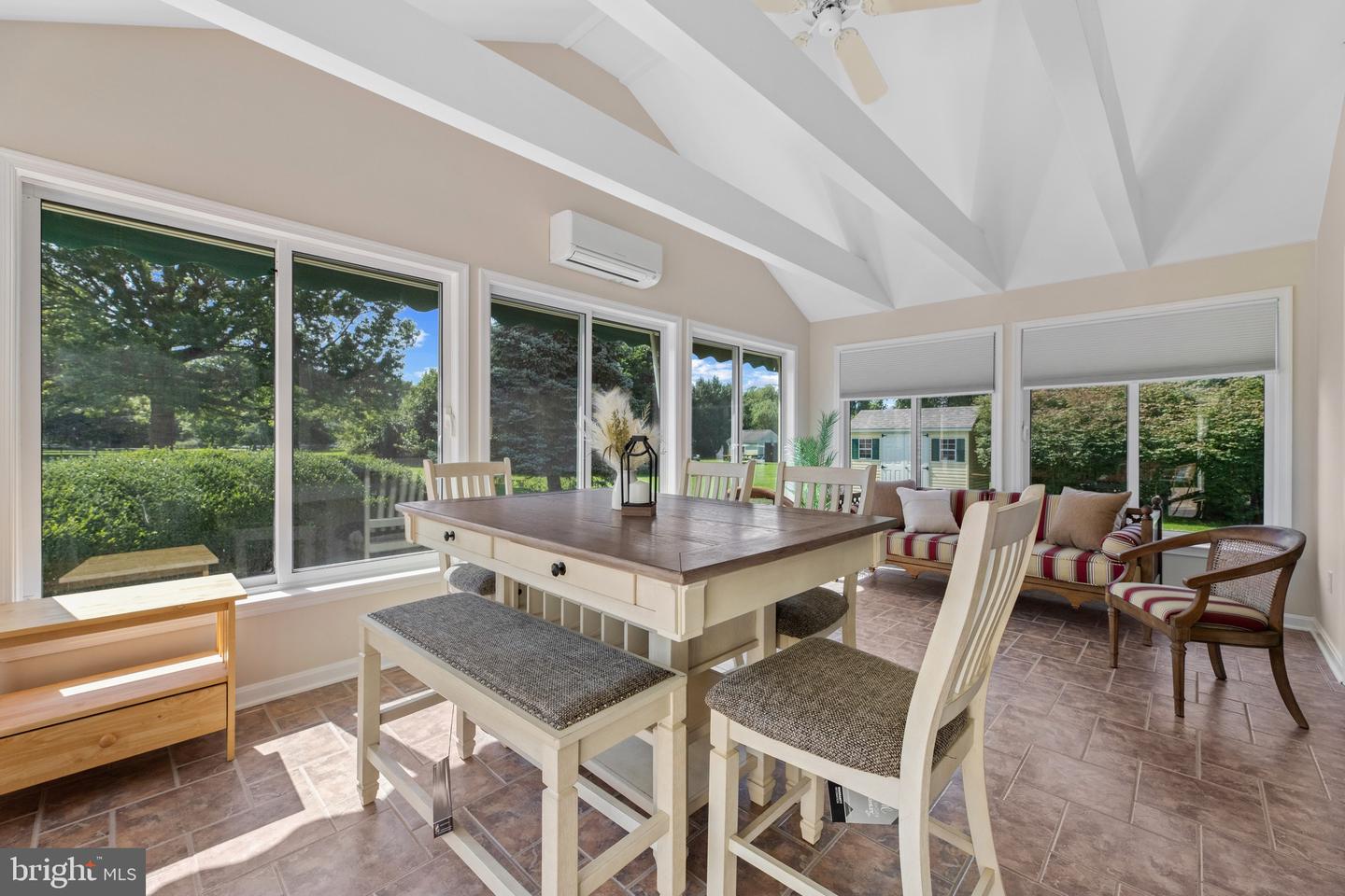116 Prospect Bay Dr W — photo