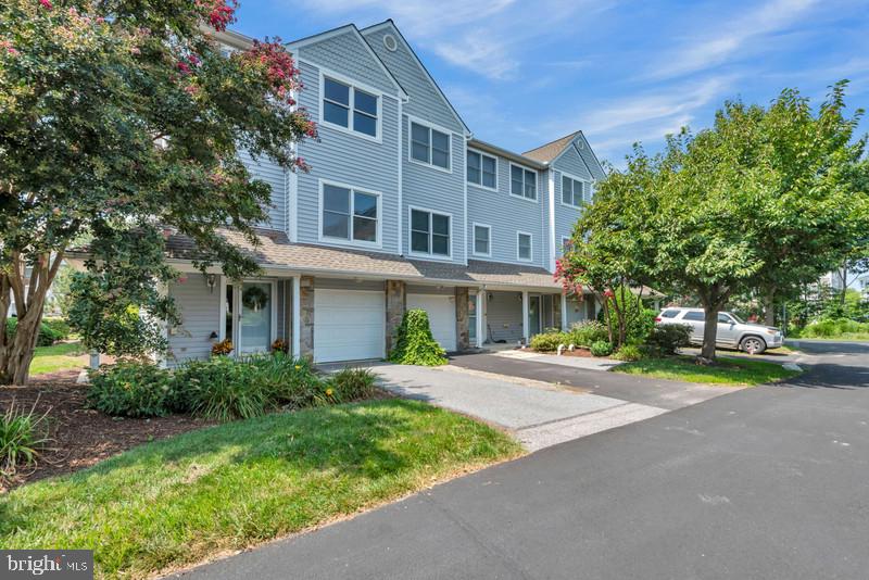 108 Blenny Ln — photo