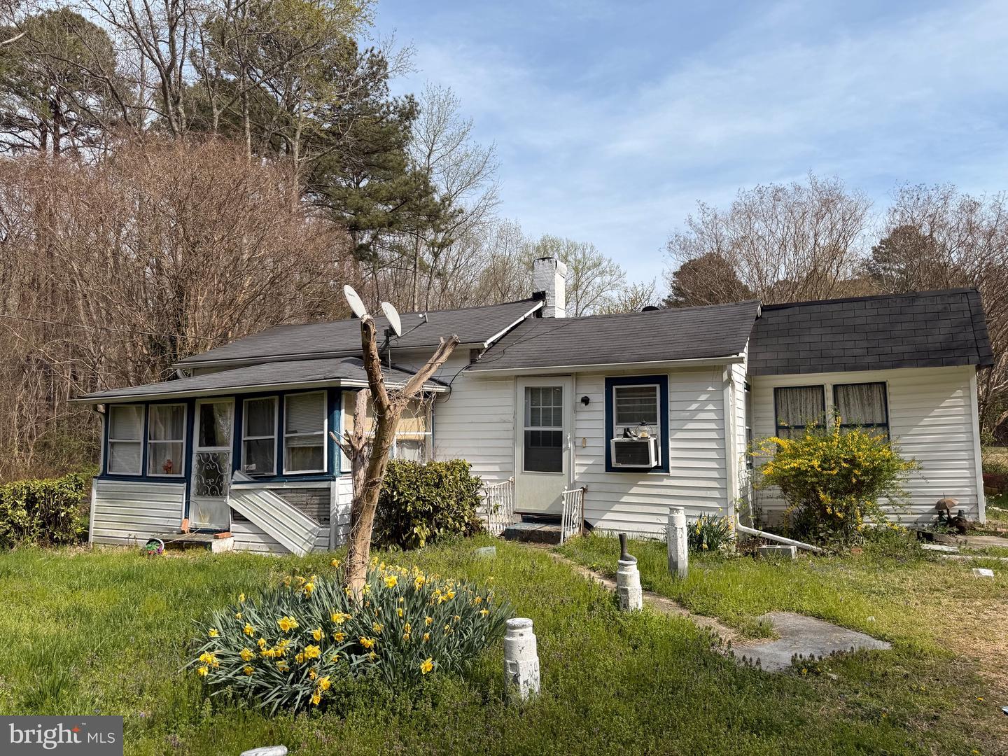 47923 Beachville — photo