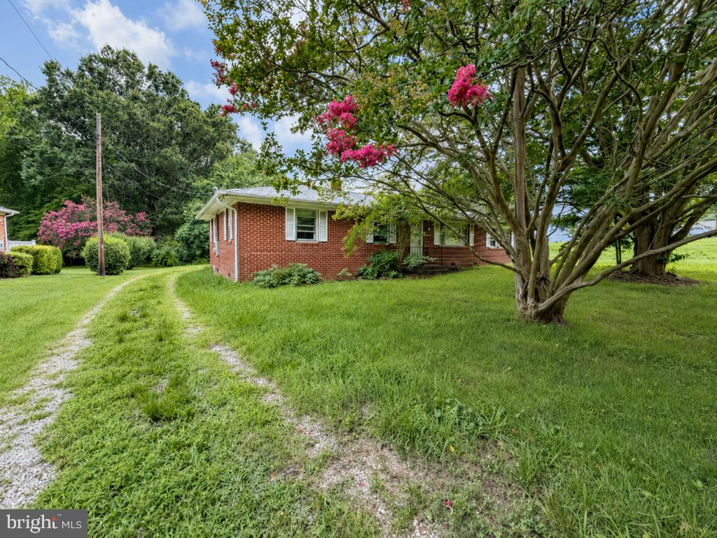 22685 Maddox Rd — photo