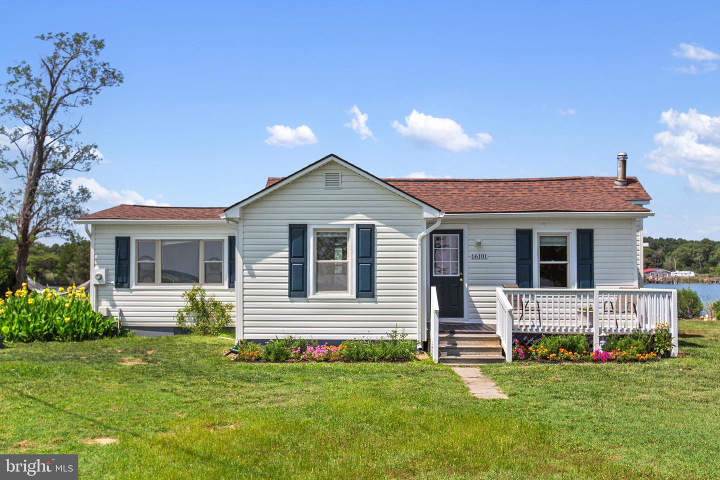16101 Piney Point Rd — photo