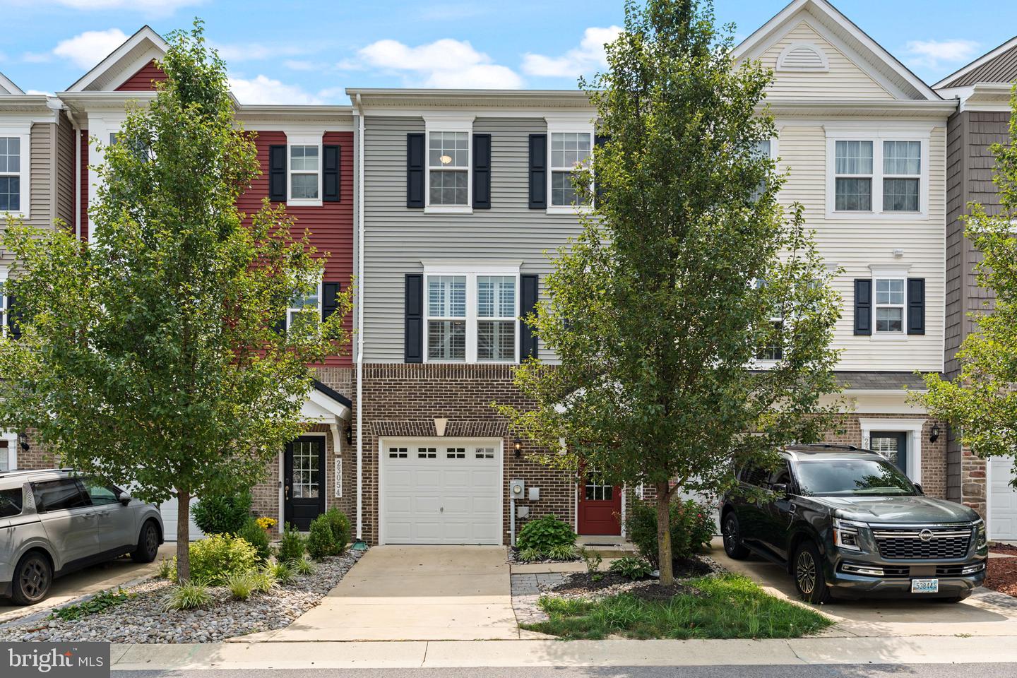 23048 Mountain Laurel Ln — photo