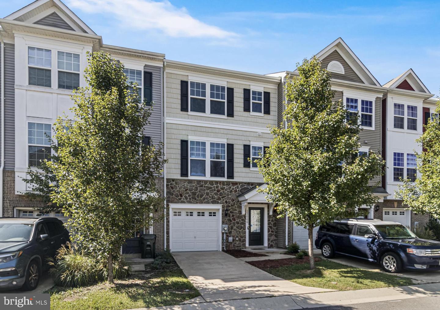 23066 Mountain Laurel Ln — photo