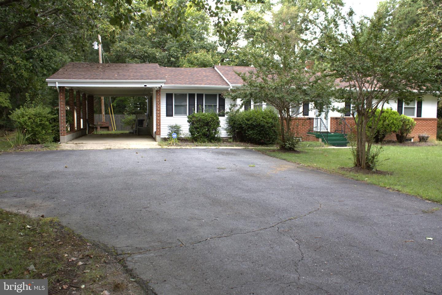 46186 Rue Purchase Rd — photo