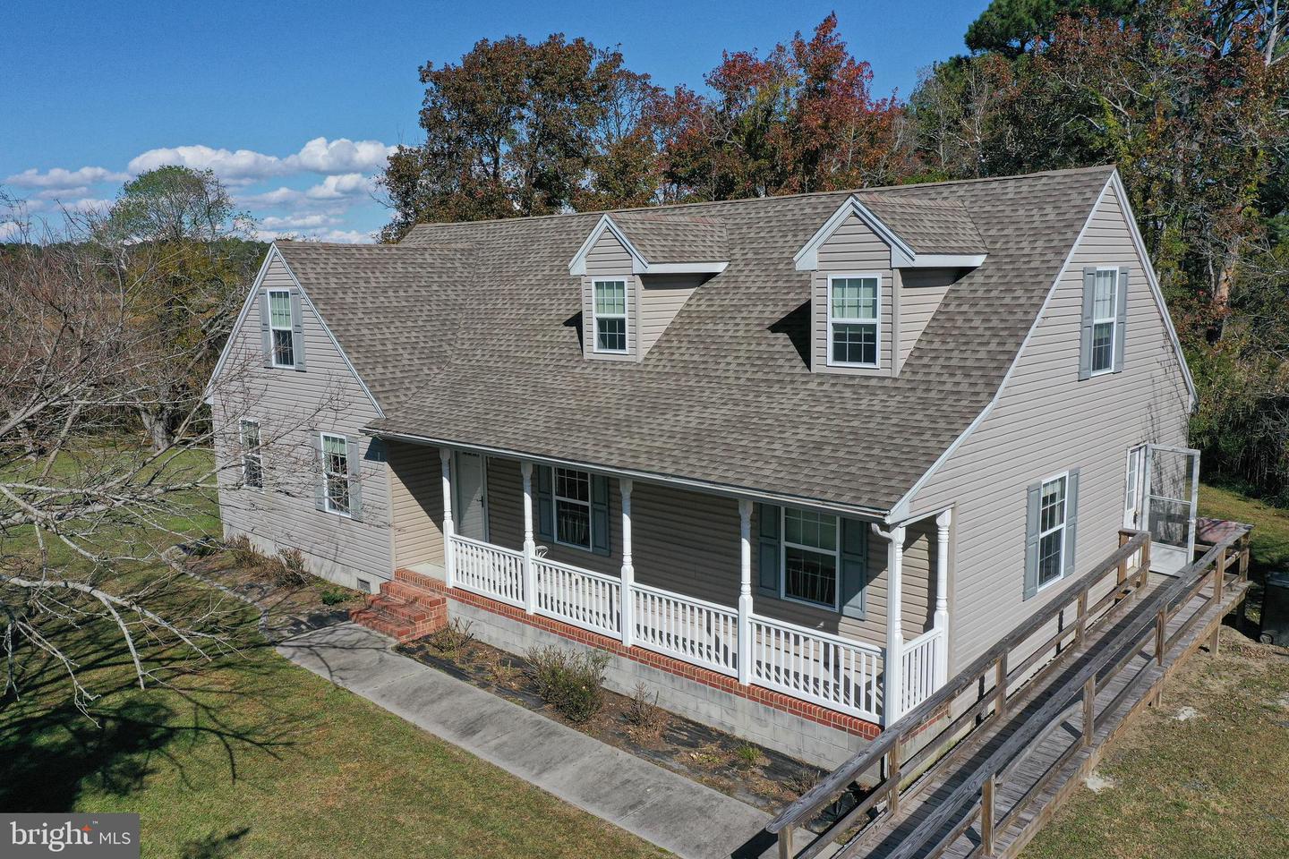 23290 Custom House Rd — photo