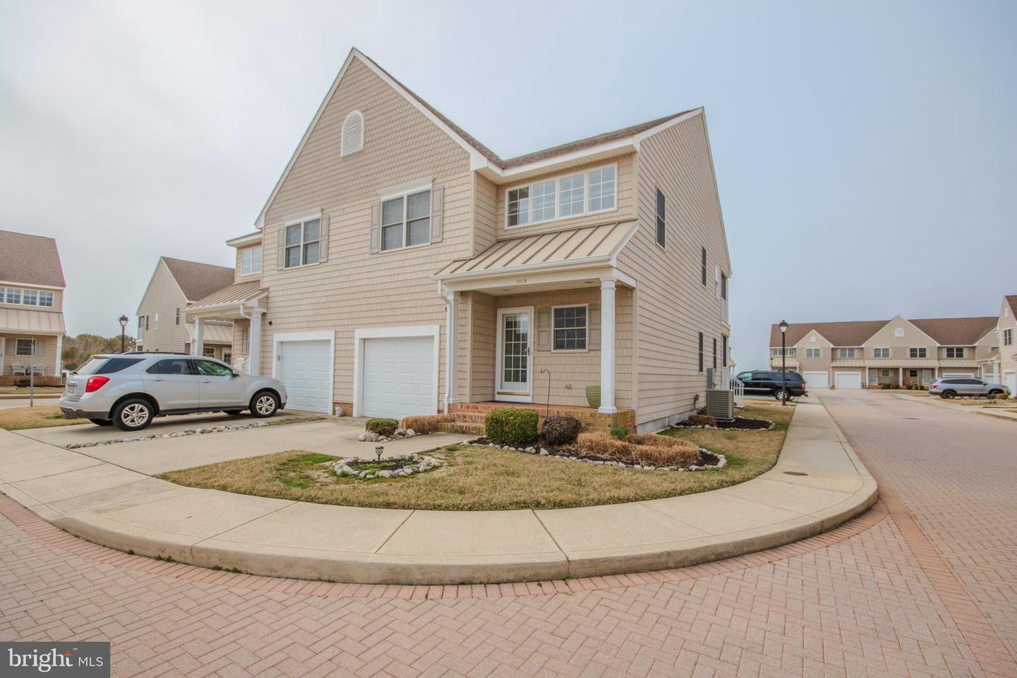 112B Sunset Cir #112B — photo