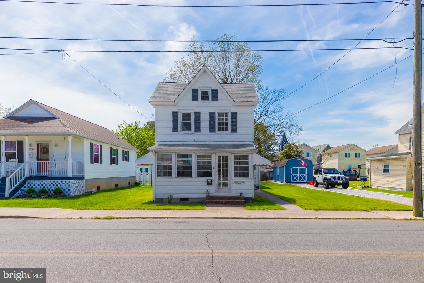 111 W Chesapeake Ave — photo