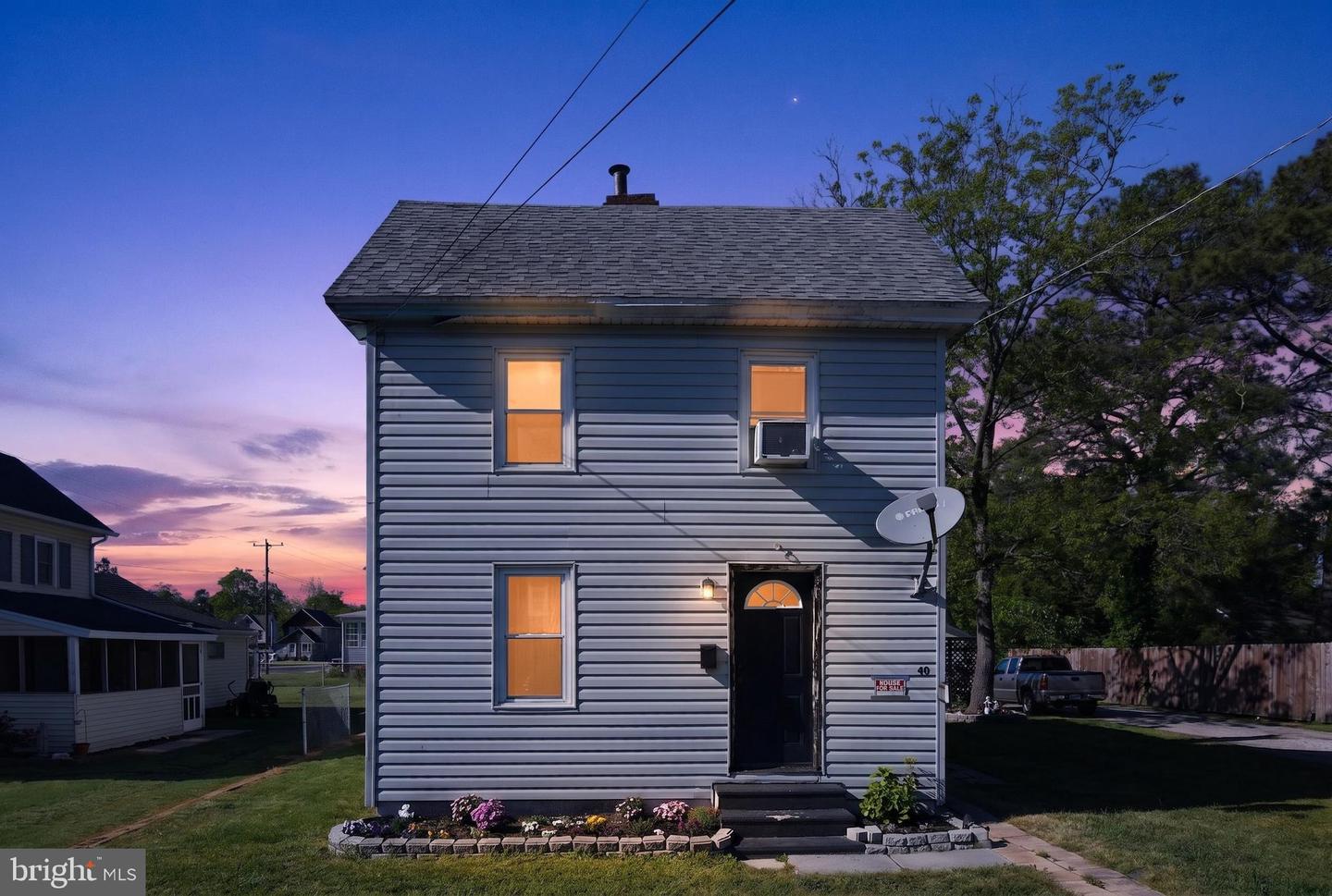 40 W Chesapeake Ave — photo