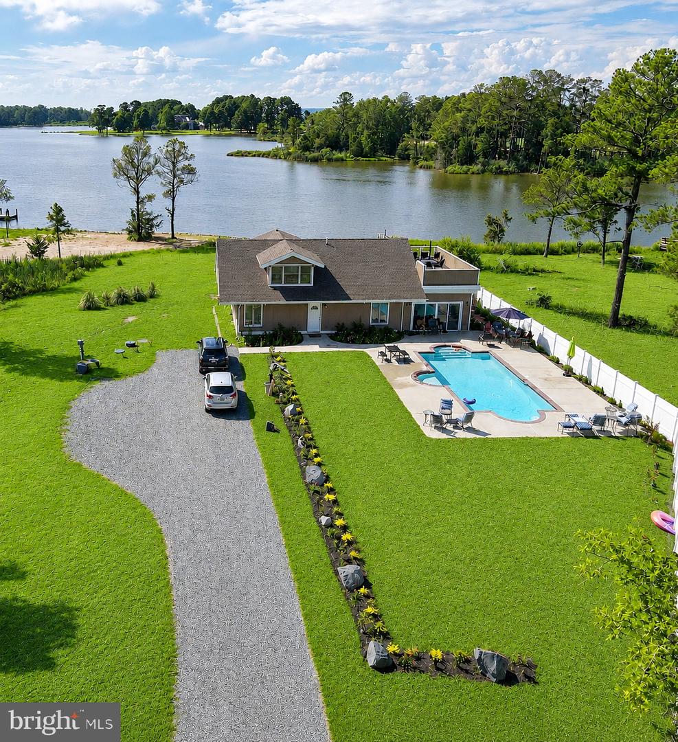 5757 Dockside Lane — photo
