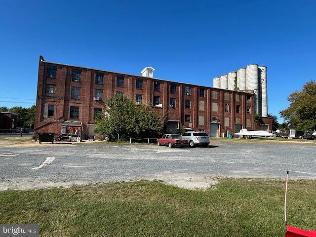 402 Brookletts Ave — photo
