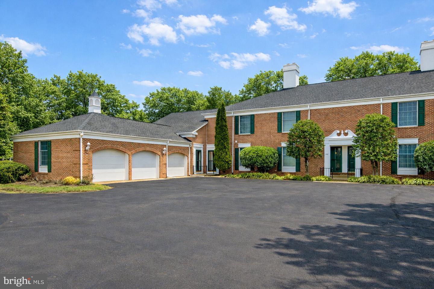 9518 Quail Hollow #702 — photo