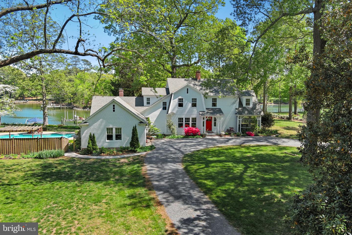 8075 Leehaven Rd — photo