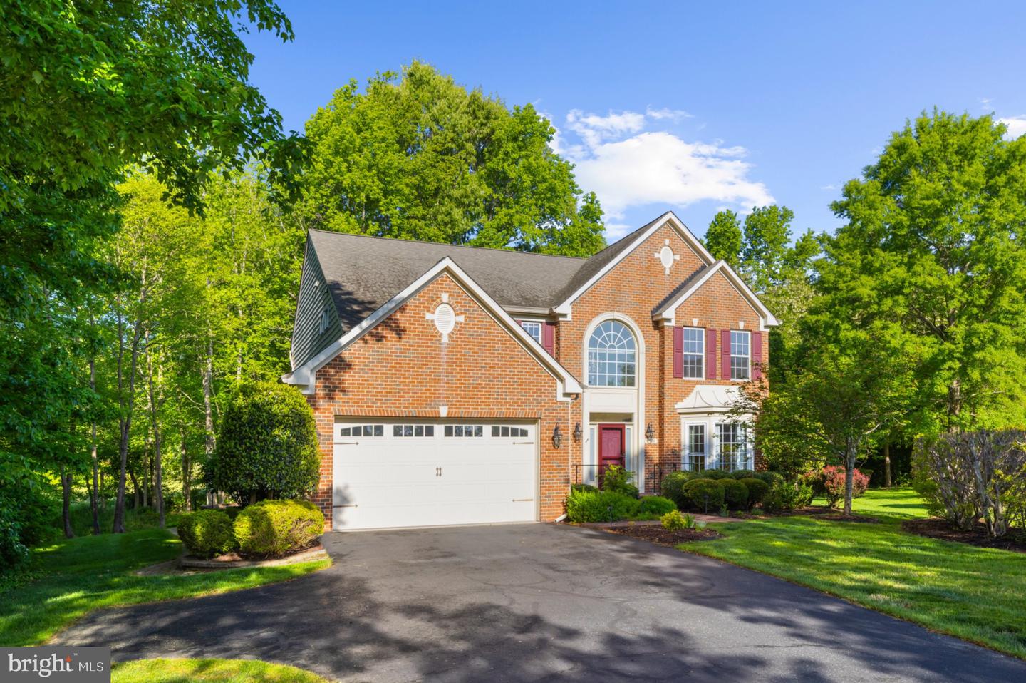 7586 Easton Club Dr — photo
