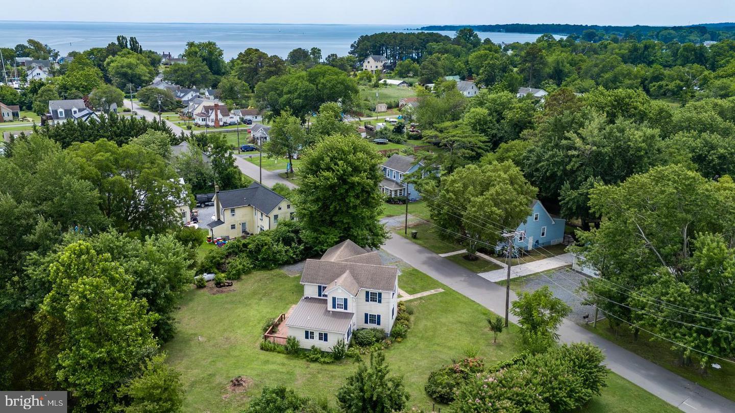 21524 Chicken Point Rd — photo