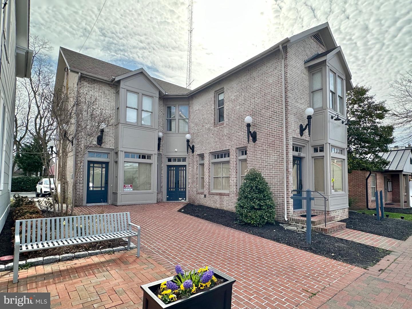 107 S Talbot — photo
