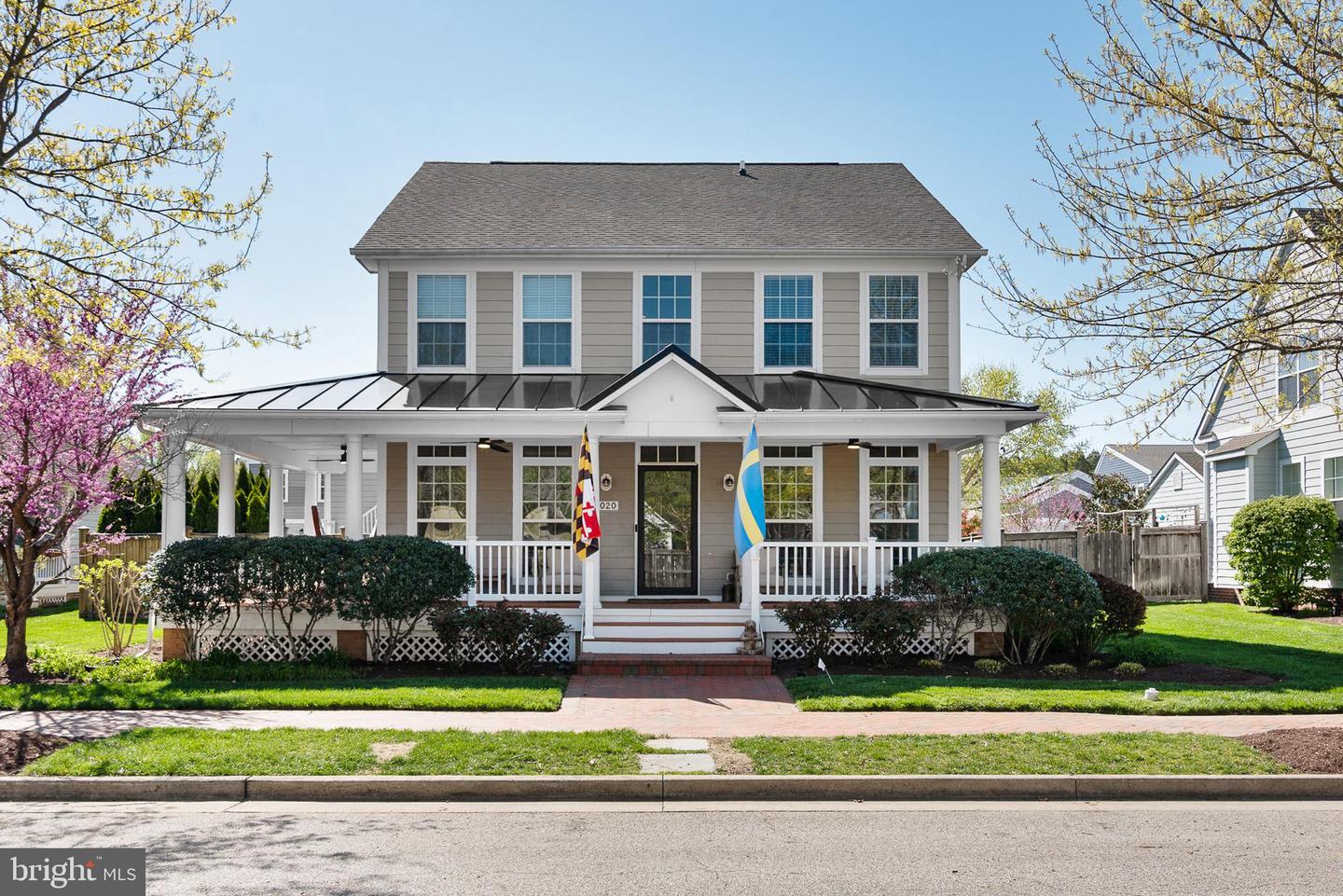 8020 Easton Village Dr — photo