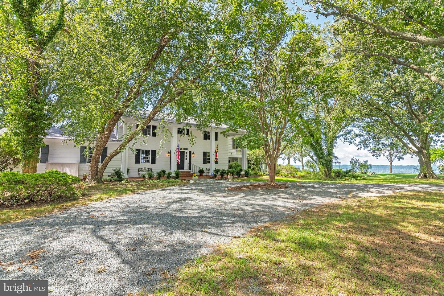 24879 W Ferry Neck Rd — photo
