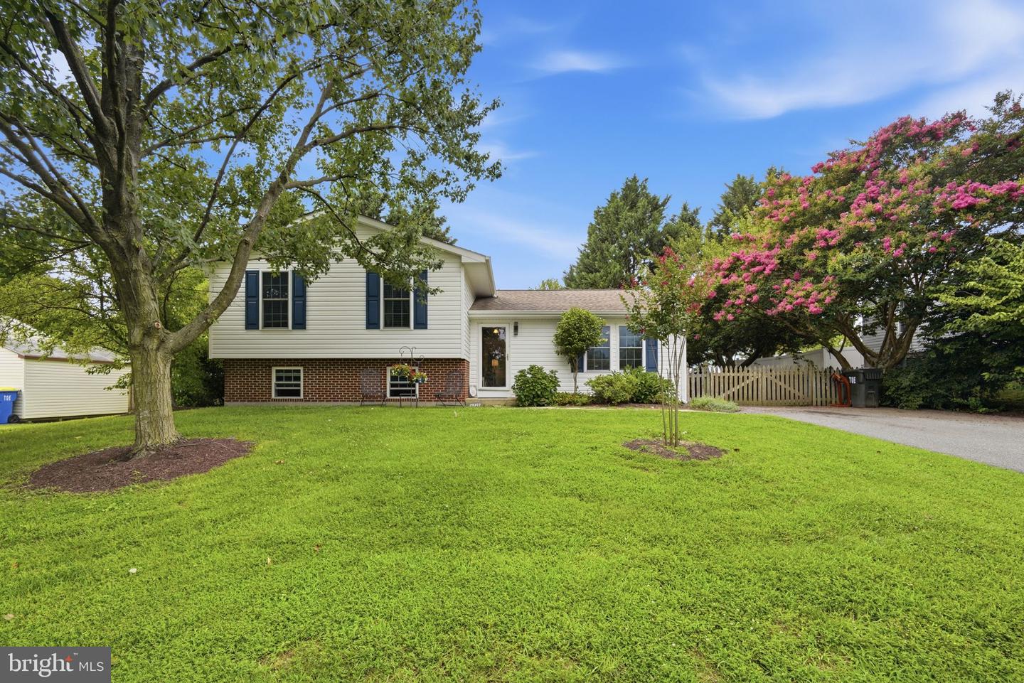 29397 Petunia Dr — photo