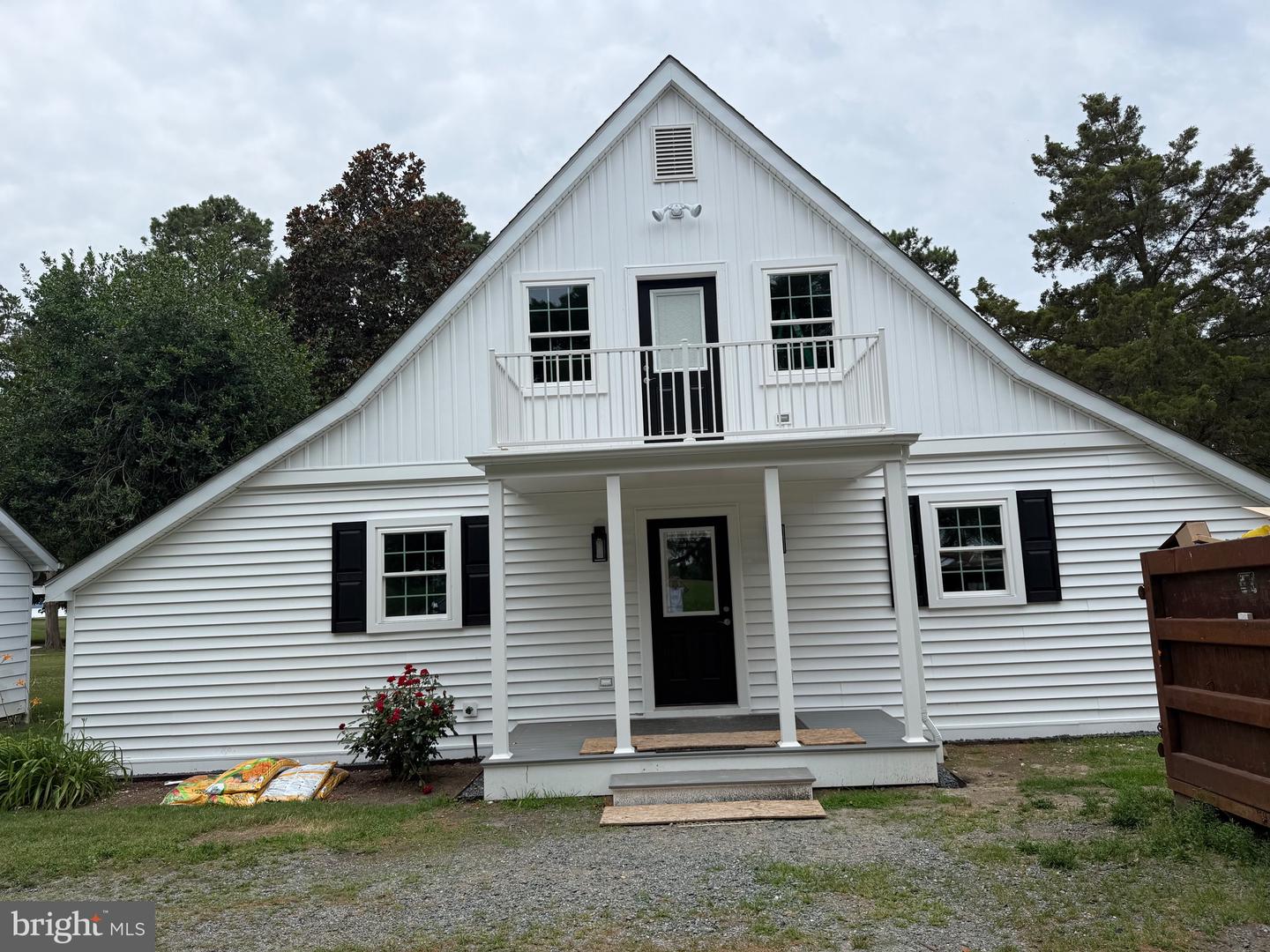 27473 Southside Island Creek Rd — photo